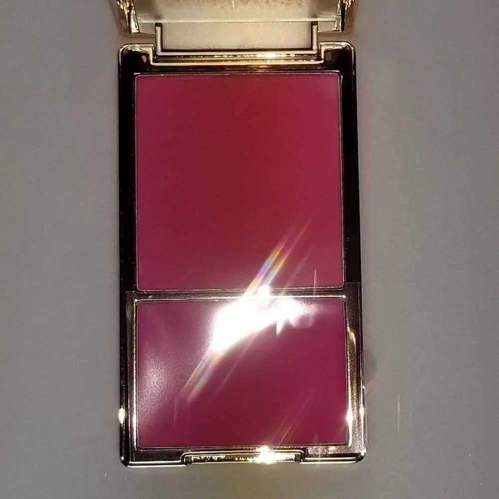 Bisha - Essential Duo Blush in Dubai (Bright Pink)